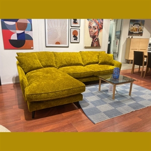 Uppsala sofa med chaiselong  - Stof Alis Mustard